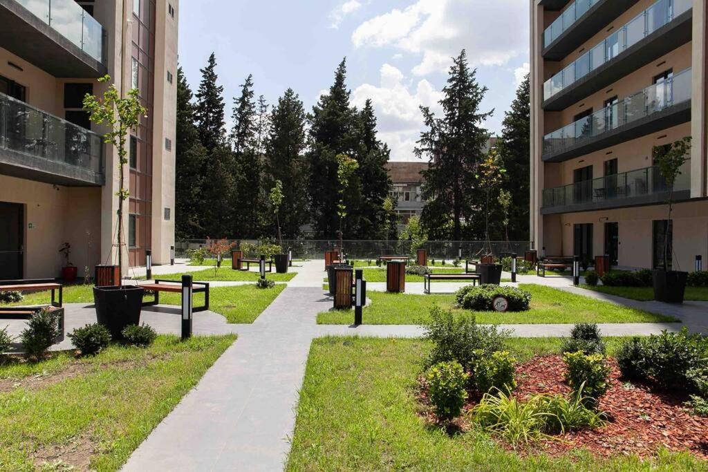 Gg Home - Cozy 1 Bedroom Apartment On Kazbegi Avenue 15 Τυφλίδα Εξωτερικό φωτογραφία