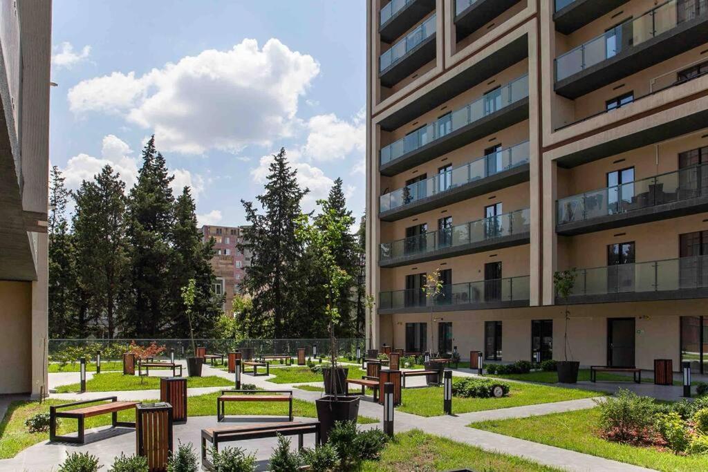 Gg Home - Cozy 1 Bedroom Apartment On Kazbegi Avenue 15 Τυφλίδα Εξωτερικό φωτογραφία